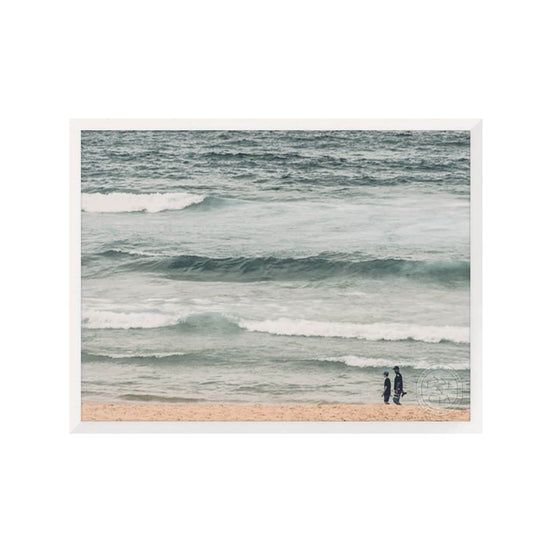 BEACH BREAKERS - White Frame